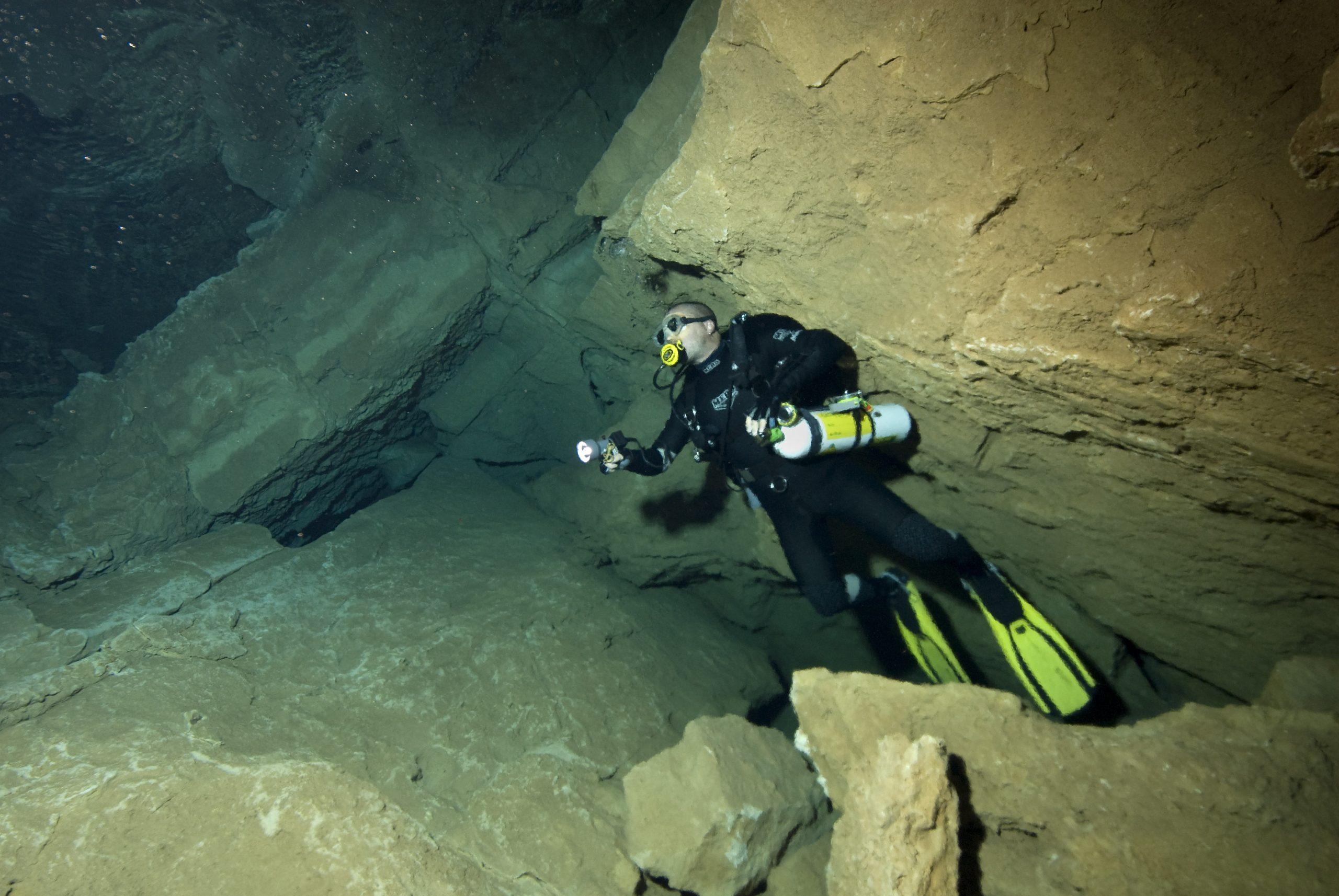 Fossil Cave - Son Bou Scuba duikstekken